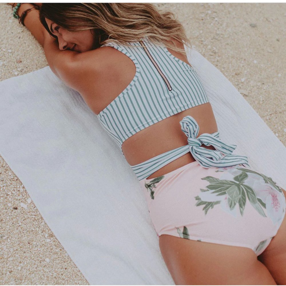 Albion Island Fever One-Piece Swimsuit - M